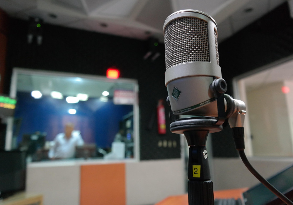 Die Rolle des Radios im Jahr 2025: Ein Klassiker im digitalen Zeitalter